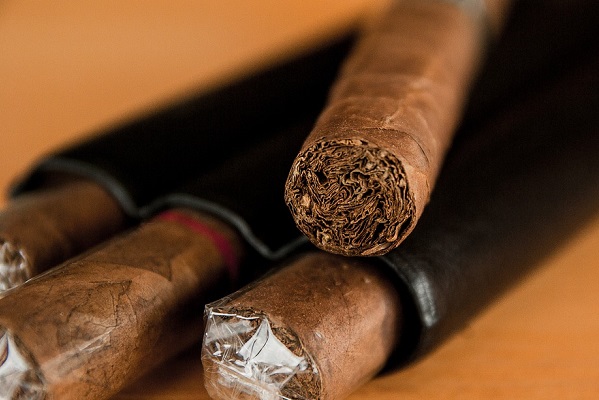 xi-ga-cuba-cohiba-gia-bao-nhieu-tien