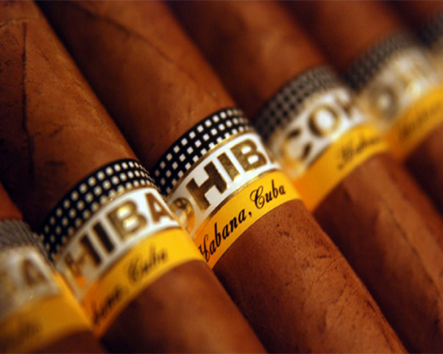 xi-ga-cuba-partagas-va-cach-bao-quan